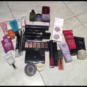 GLOSSY BOX BUNDLE